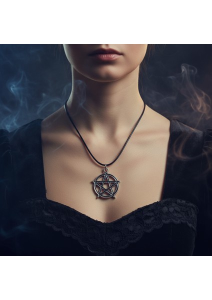 Pentagram Yıldızı Gümüş Kaplama Deri Ip Kolye