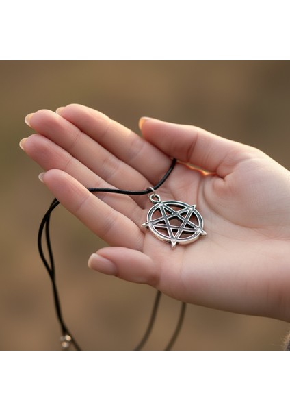 Pentagram Yıldızı Gümüş Kaplama Deri Ip Kolye indirimleri