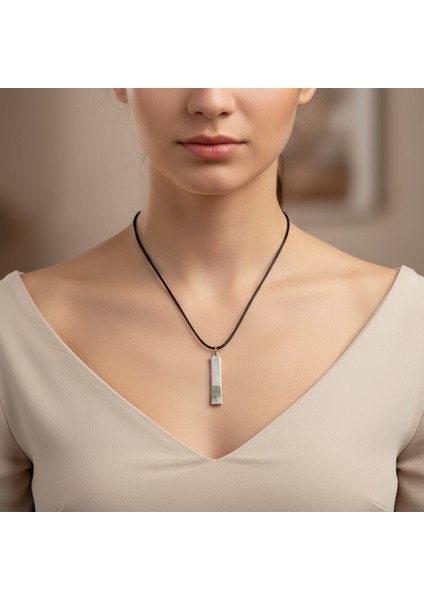 Parmak Izi Gümüş Kaplama Deri Ip Kolye fiyatları