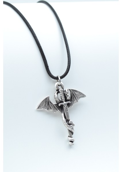 Ejderha Kılıç Gümüş Kaplama Deri İp Kolye