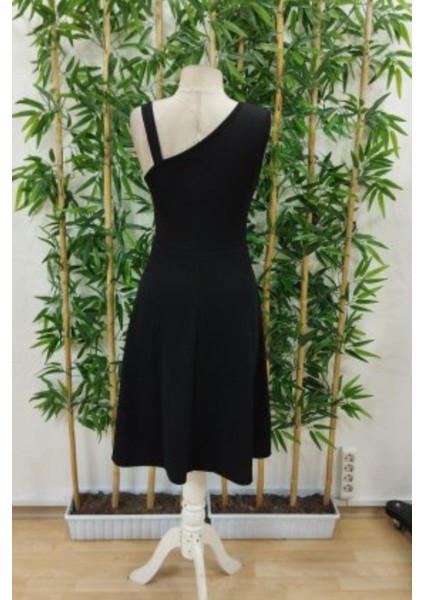 Tek Omuz Düğme Detaylı Krep Elbise - Siyah fırsatları