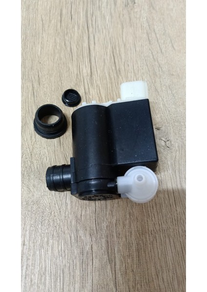 98510-2L100 Su Fiskiye Motoru Çift Çıkış I30 07- / Ceed 06- Kyota