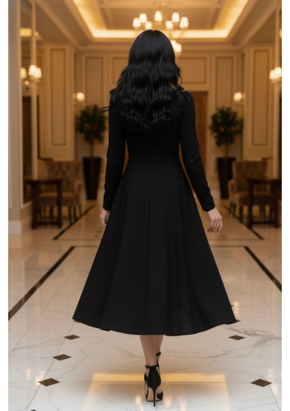 Zarif Bel Oturtmalı Midi Siyah Elbise modelleri