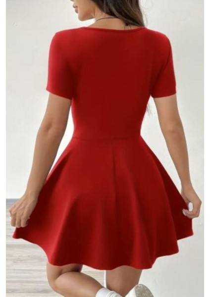 Kare Yaka Şort Detaylı Dalgıç Elbise Kırmızı modelleri