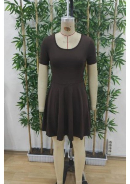 Kare Yaka Şort Detaylı Dalgıç Elbise Kahve fırsatları