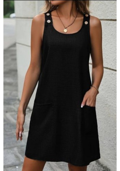 Cepli ve Düğme Detaylı Omuz Askılı Keten Elbise - Siyah