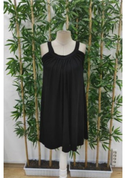 Askılı Yuvarlak Yaka Pileli Viskon Elbise- Siyah fırsatları