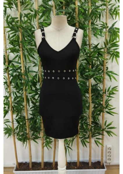 V Yaka Kuş Gözü Detaylı Mini Krep Elbise - Siyah fırsatları