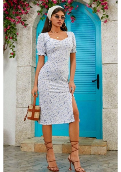 Kısa Kollu Büzgülü Desenli Yırtmaç Detaylı Midi Elbise - Beyaz