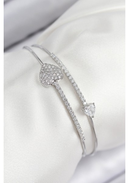 Pirinç Zirkon Taşlı Kalp Model Gümüş Renk Kadın Bileklik