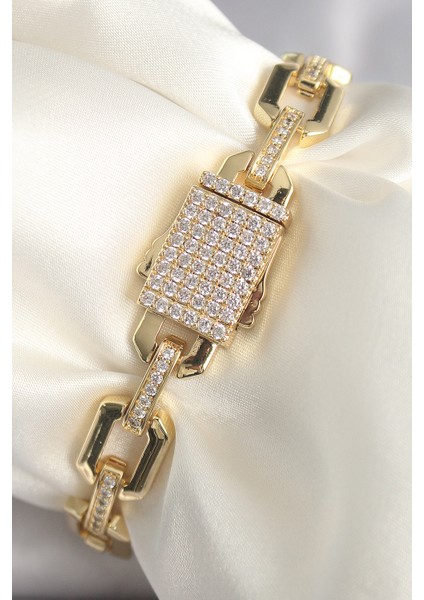 Pirinç Gold Renk Zirkon Taş Detaylı Kare Zincir Model Xuping Vıp Exculusive Seri Kadın Bileklik