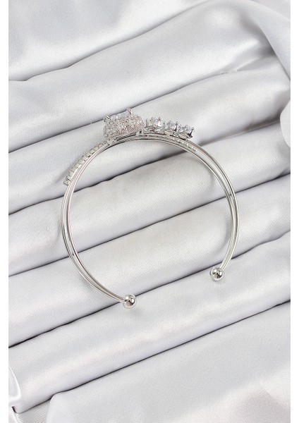 Pirinç Gümüş Renk Kalpli Zirkon Taşlı Kadın Bileklik fiyatları