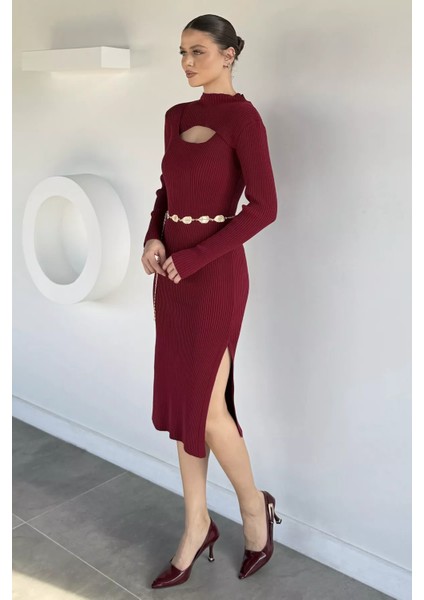 Kadın Göğüs Dekolteli Yırtmaçlı Kolye Aksesuarlı Likralı Triko Elbise P-00019374 modelleri