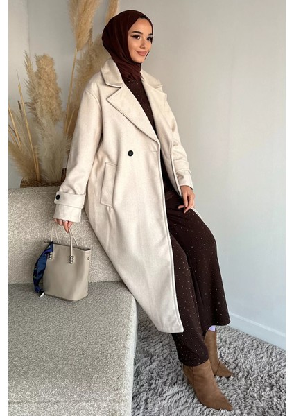 Kruvaze Yaka Çift Cepli Tesettür Kaşe Kaban P-00019463