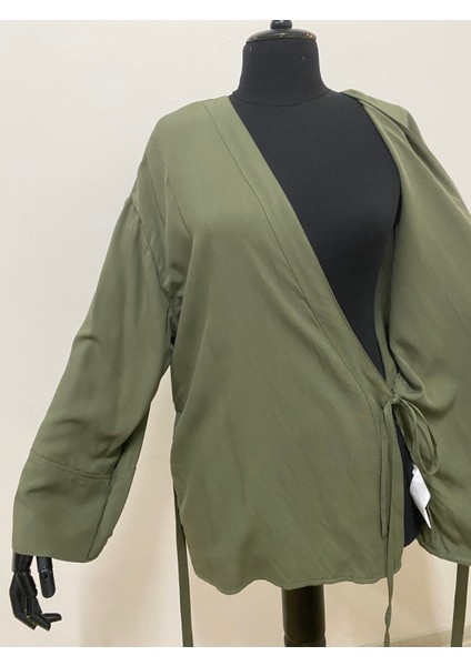 Kadın Kruvaze Viskon Kumaş Oversize Yandan Bağlamalı Kimono fırsatları