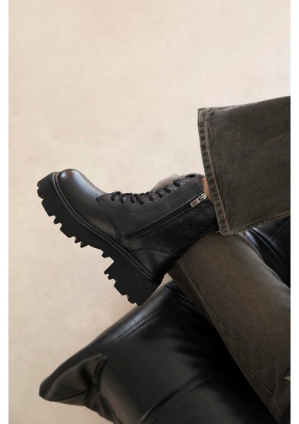 Miles Kadın Hakiki Deri Postal Bot Siyah