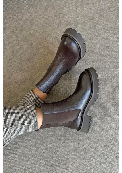 Matty Kadın Lastik Detay Hakiki Deri Postal Bot Kahve modelleri