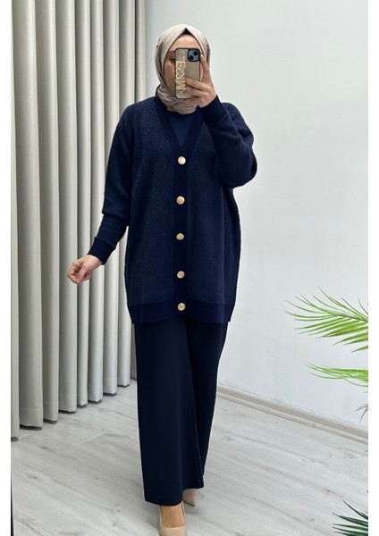 Magazin Oversize Rahat Kalıp V Yaka Düğme Detaylı Angora Kadın Hırka