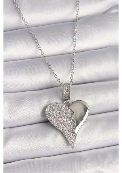 316L Çelik Gümüş Renk Zincir Zirkon Taşlı Kırık Kalp Model Kadın Kolye - TJ-BKO9756