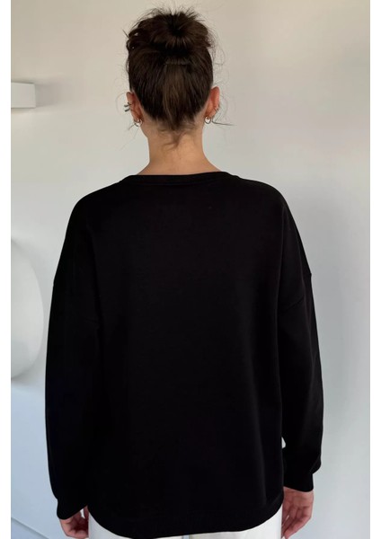 Kadın Bisiklet Yaka Baskılı Şardonlu Sweatshirt P-00019310 fırsatları