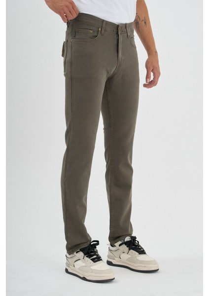 Erkek Regular Fit Rahat Kesim Esnek Likralı Örme Jeans modelleri