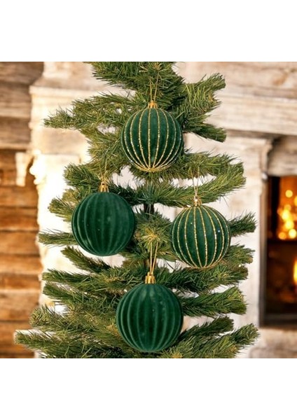 Yılbaşı Topu 8 cm Kadife 4&apos;lü Yeşil Süs modelleri