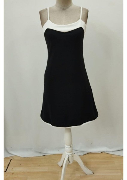 Ince Askılı V Yaka Mini Krep Elbise - Siyah fırsatları