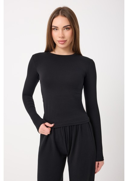 Ultra Soft Penye Modal Yuvarlak Yaka Bluz indirimleri