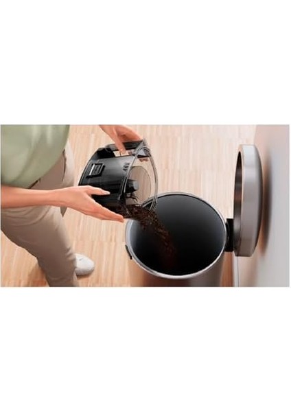 Serie 4 Toz Torbasız Süpürge Propower Siyah BGC21POW1 fiyatları