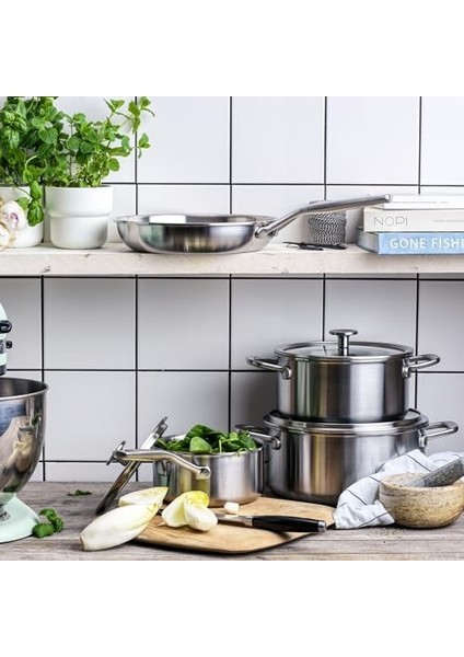 3-Kat Paslanmaz Çelik Sos Tenceresi 18 cm / 2,13 L