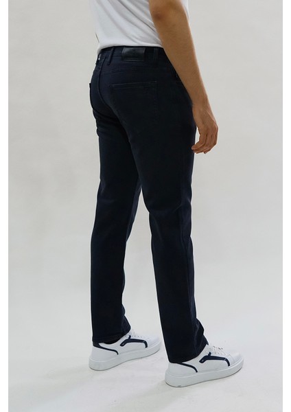 Erkek Regular Fit Rahat Kesim Esnek Likralı Örme Jeans fiyatları