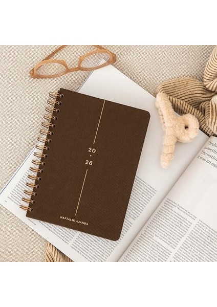 2026 A5 Spiralli Haftalık Ajanda 12 Aylık - Kahverengi fiyatları