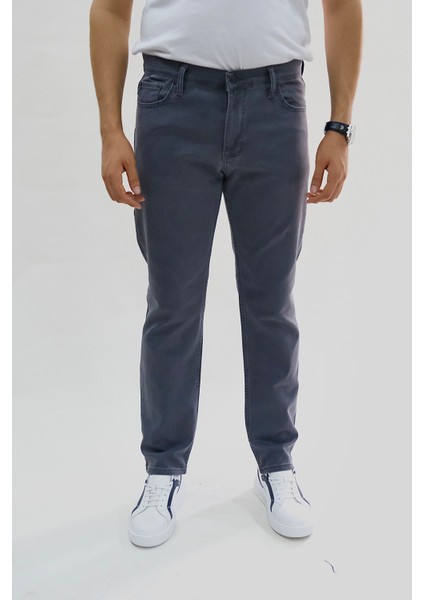 Erkek Regular Fit Rahat Kesim Esnek Likralı Örme Jeans modelleri