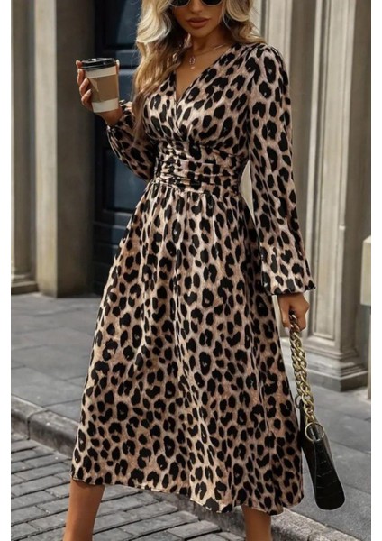 Kruvaze Yaka Bel Oturtmalı Midi Modal Elbise - Leopar
