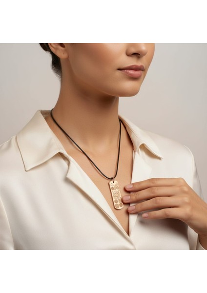 Dualı Ayetli ve Mühürlü Bakır Kolye Inancınızı Stilinizle Taşıyın fırsatları