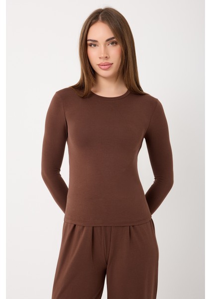 Ultra Soft Penye Modal Yuvarlak Yaka Bluz indirimleri