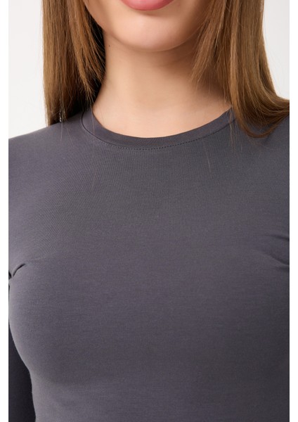 Ultra Soft Penye Modal Yuvarlak Yaka Bluz fırsatları