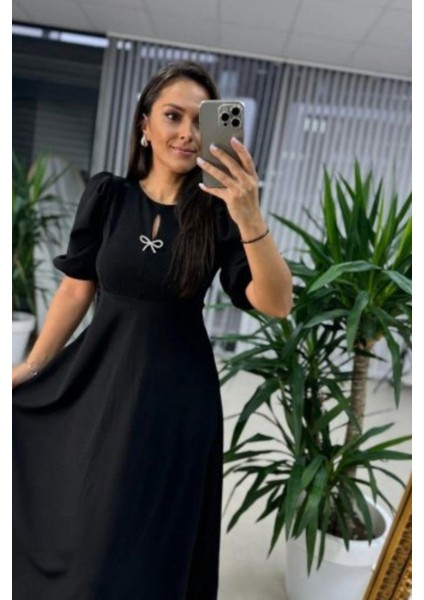 Balon Kollu Broş Detaylı Midi Krep Elbise - Siyah modelleri