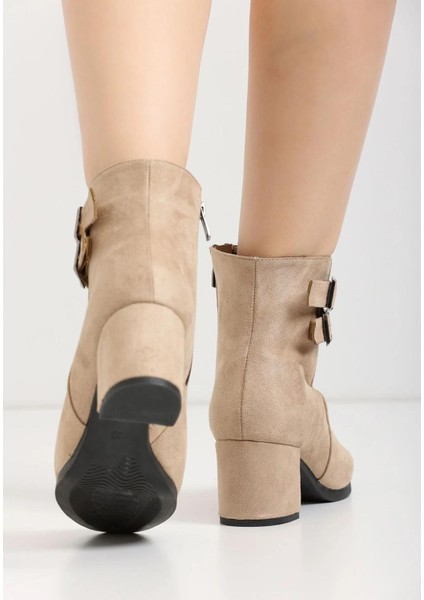 Belle Shoe Kadın Hemera Bej Süet Çift Tokalı Kısa Kışlık Bot modelleri