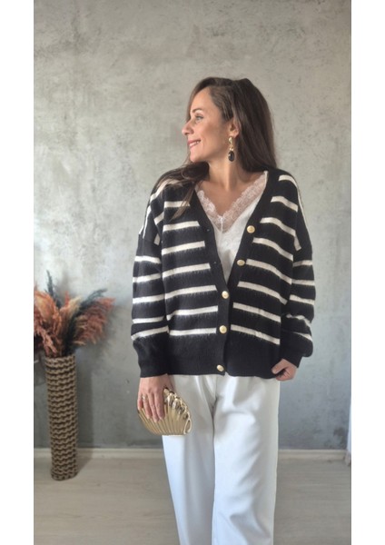 Sakallı Çızgili Hırka