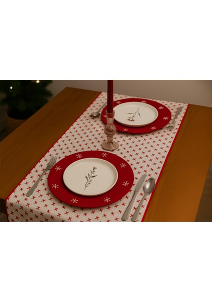 Geyik Desenli Runner Kırmızı-Beyaz 150CM/50CM