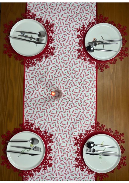 Çam Ağacı Yaprağı Desenli Runner Kırmızı-Beyaz 150CM/50CM
