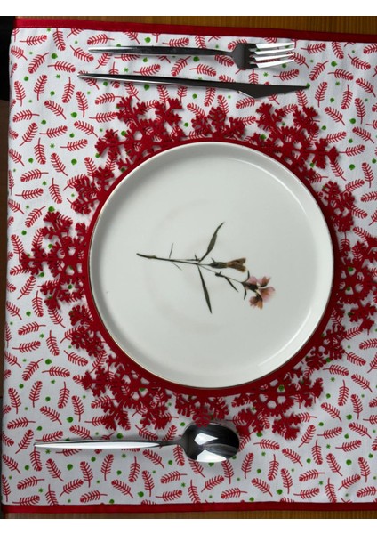 Çam Ağacı Yaprağı Desenli Runner Kırmızı-Beyaz 150CM/50CM