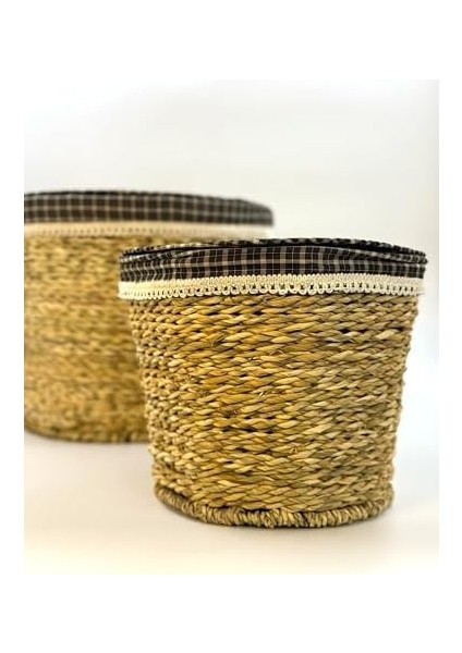 3&apos;lü Kapaklı Hasır Sele Seti – Çamaşır ve Oyuncak Sepeti, Kirli Çamaşır Sepeti, Doğal Hasır Saklama Kutusu, El Örgüsü Dekoratif Kutu, Kıyafet, Havlu ve Ev Eşyaları (2 Li Set) fiyatları