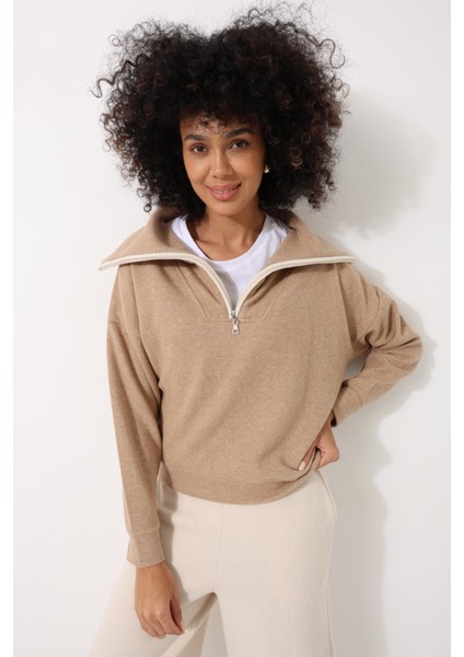 Kamel Selanik Kumaş Şal Yaka Oversize Fermuarlı Kadın Sweatshirt - 2441 indirimleri