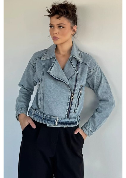 Kadın Kemer Detaylı Ön Fermuarlı Jean Kot Ceket P-00019423 fiyatları