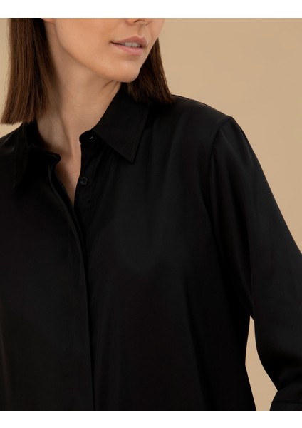 Kadın Siyah Comfort Fit Saten Gömlek 50262890-VR046