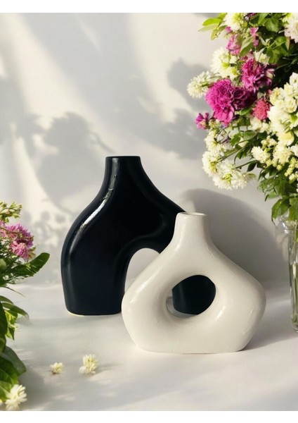 Modern Iskandinav Dekoratif Vazo Seti – Siyah & Beyaz – Büyük Boy 20 cm + Küçük Boy 15 cm – Minimal Seramik Görünümlü Ev Dekor Obje indirimleri