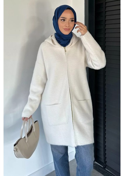 Ön Gold Fermuarlı Kapüşonlu Çift Cepli Tesettür Triko Ceket P-00019299