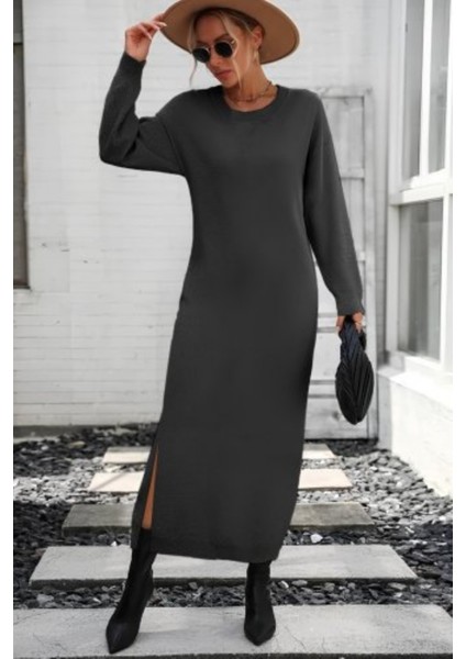 Uzun Kollu Bisiklet Yaka Yırtmaç Detay Triko Midi Boy Elbise Gri